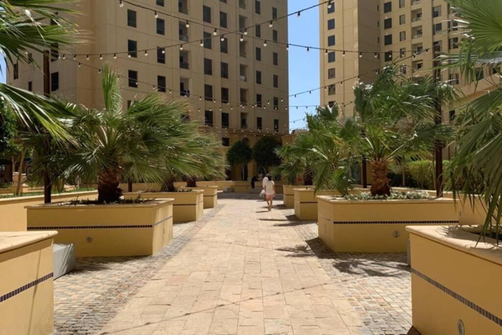 Beautiful Apartment With Amazing Sea Views Dubaj Kültér fotó